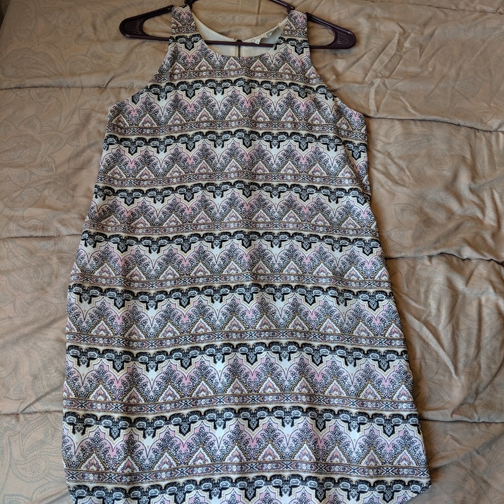 Comfortable casual summer dress with pattern